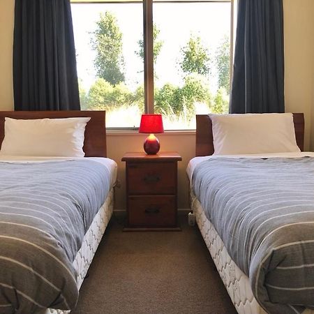 Villa Stunning 360-Degree Views Twizel Exterior foto